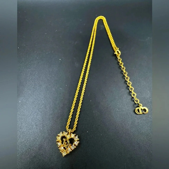 Authentic CD 18K gold plated Christian Dior heart necklace - Picture 1 of 13